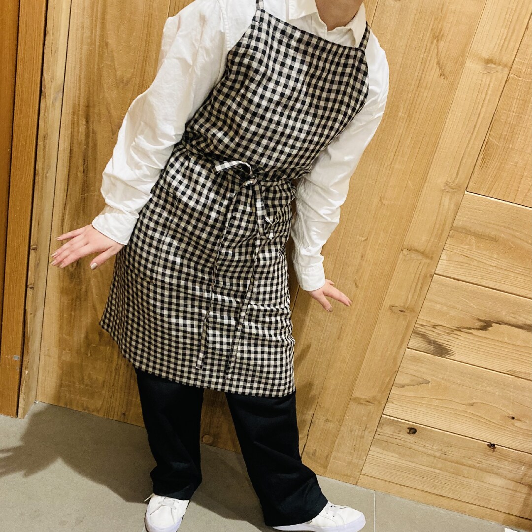 ららぽーとEXPOCITY】 首が疲れにくいカフェエプロンが入荷しました