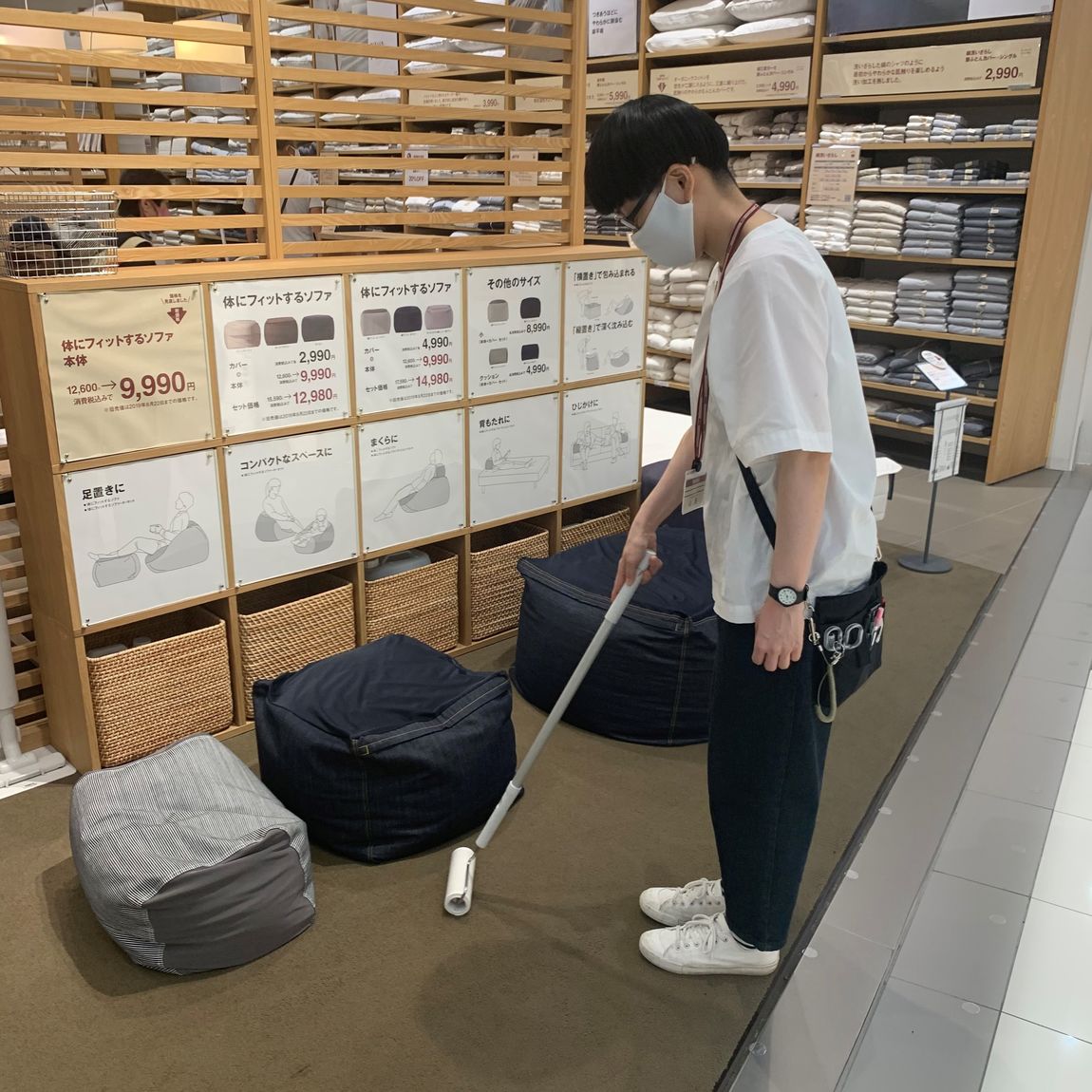 【イオンモール佐野新都市】店内清掃2