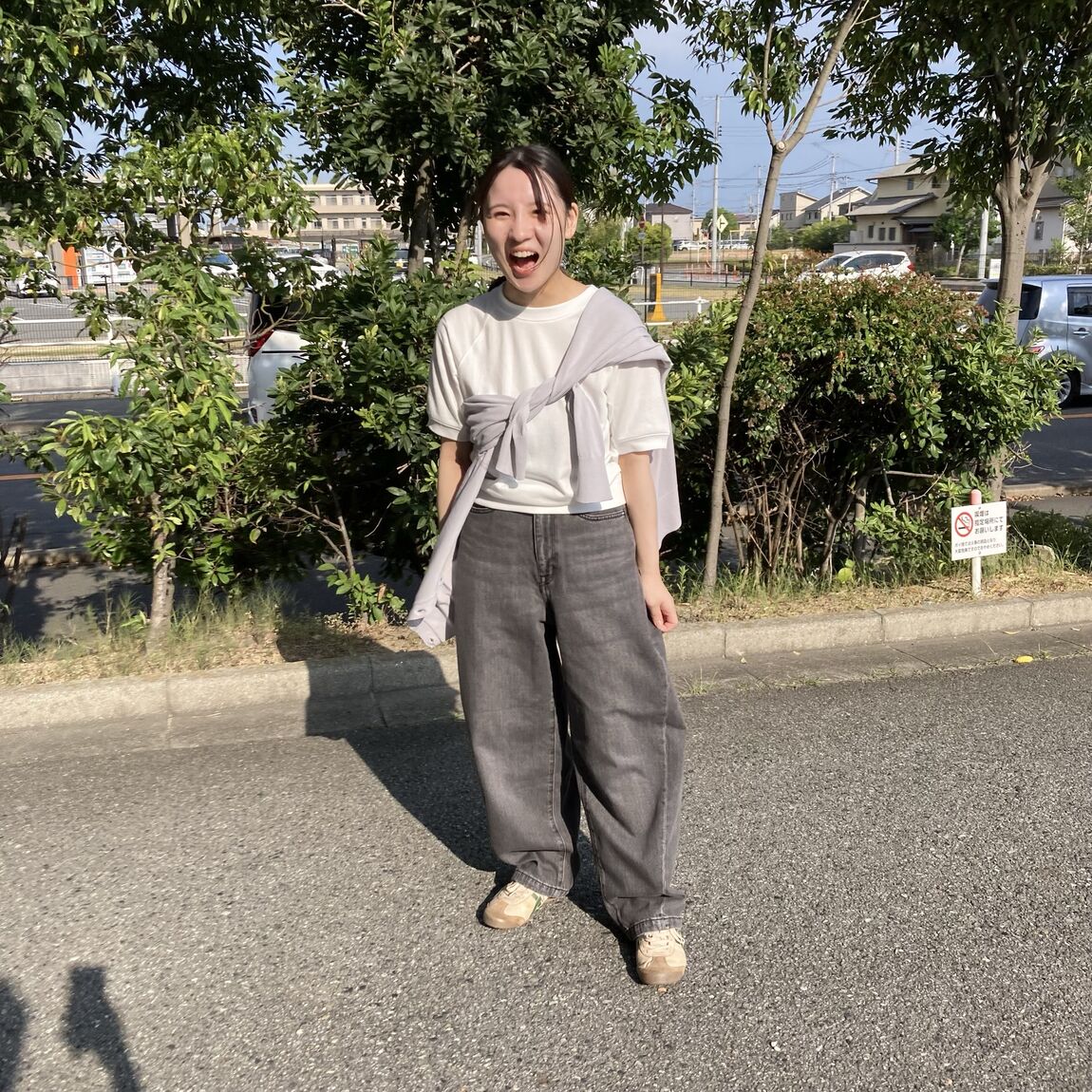 Vカーデ