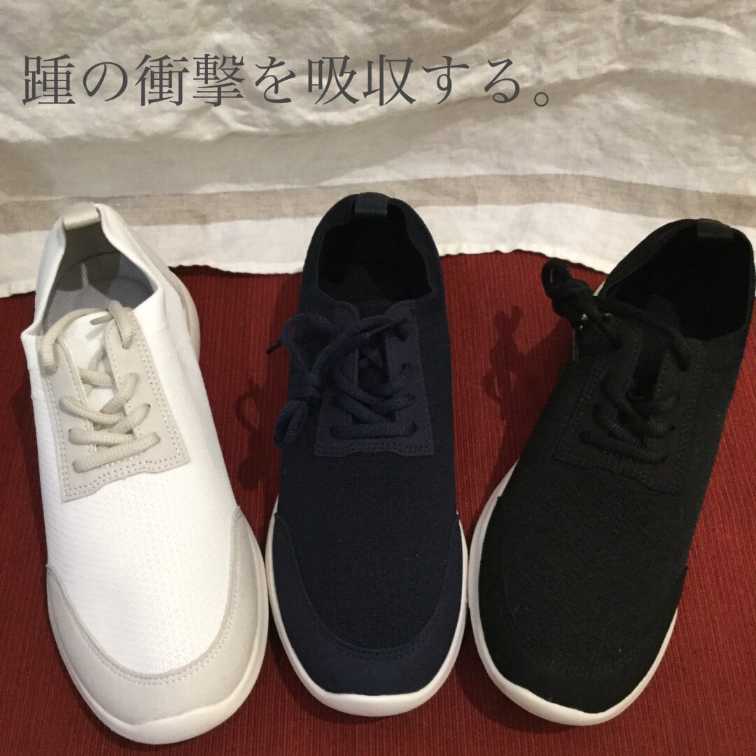 キービジュアル画像：なんといっても軽い♪快適スニーカー?