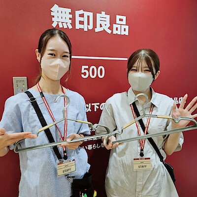 【無印良品500 エビスタ西宮】人気商品！すべりにくいハンガーの取り扱い始めました♬