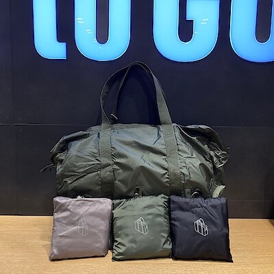 【MUJI to GO 成田国際空港第1ターミナル】大容量で持ち運びに便利「たためる　撥水横型ボストンバッグ」