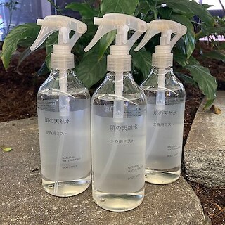 【MUJI to GO 成田国際空港第1ターミナル】シュッとひと吹きで全身うるおう「肌の天然水 全身用ミスト」