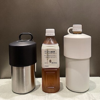 【MUJI to GO成田国際空港第2ターミナル】ペットボトル用保冷ホルダーのご紹介