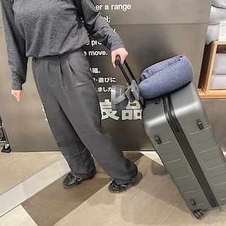 【MUJI to GO 成田国際空港第2ターミナル】手ぶらで使えるクリップファン　