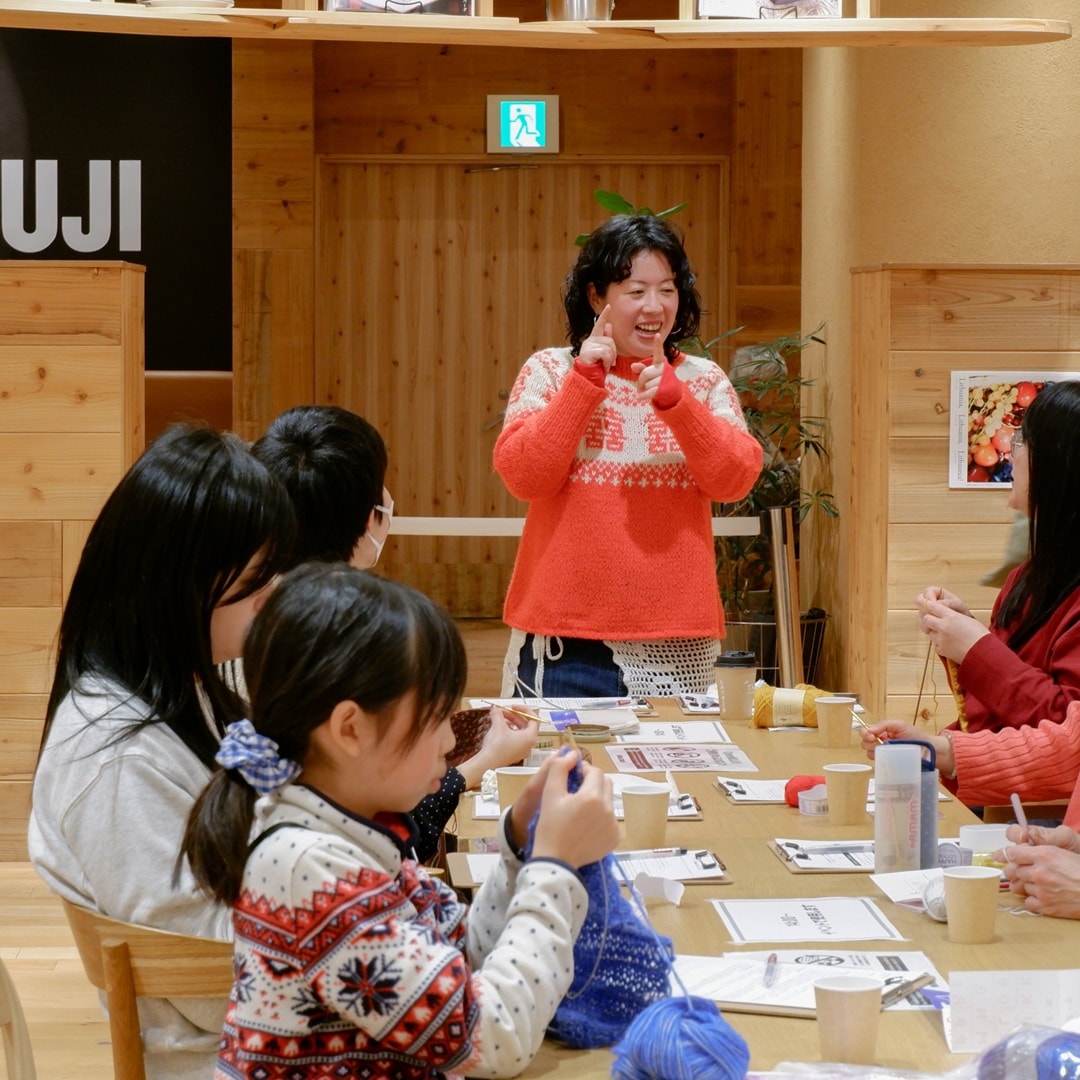 【京都山科】今月もAMAM CLUBさんと編み物の会｜すこやか研究会