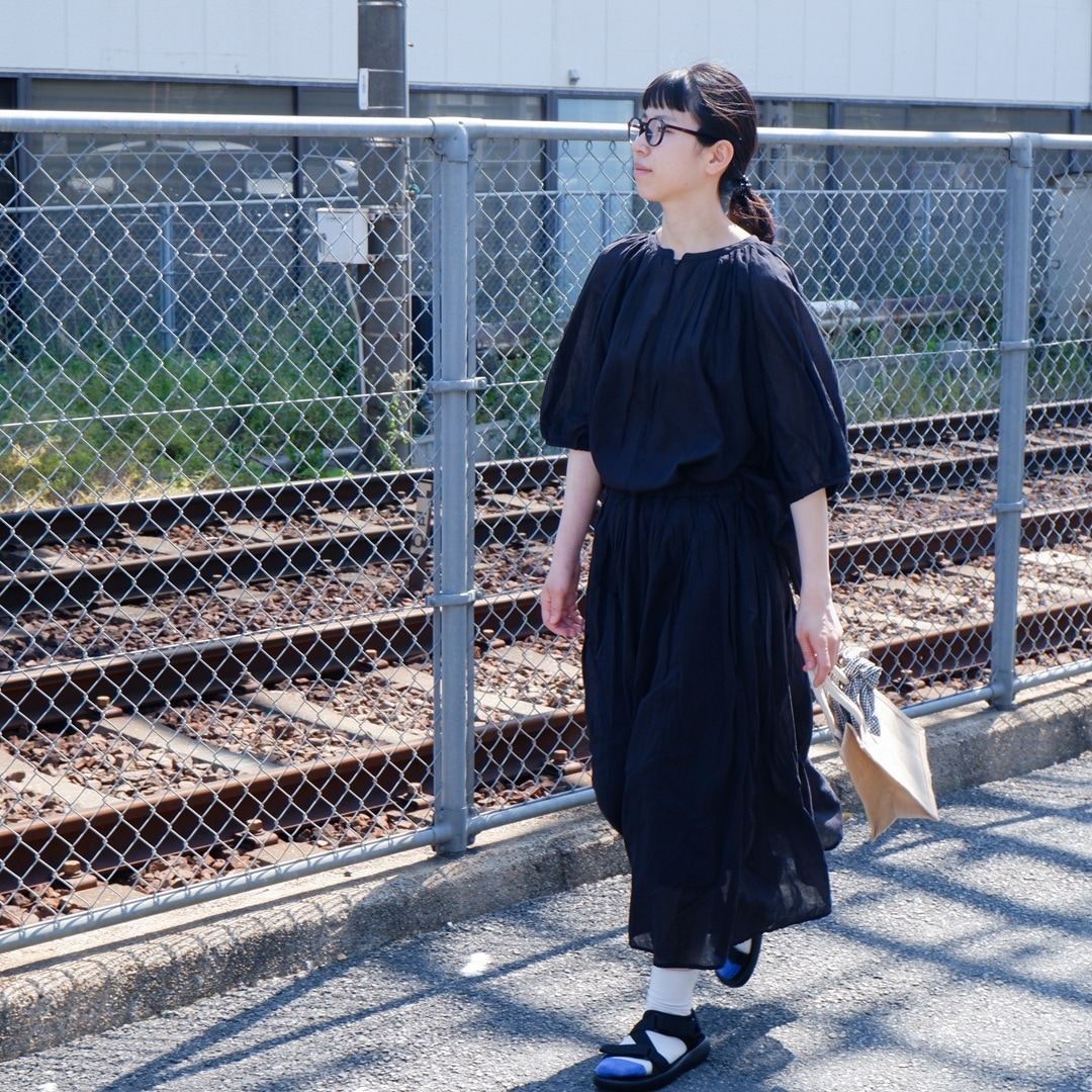 【京都山科】素肌に心地いい、初夏のセットアップ｜スタッフコーディネート