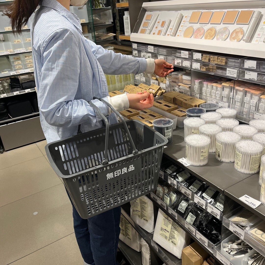 スタッフの買い物