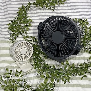 【させぼ五番街】新商品｜置いても使える　充電式クリップファン