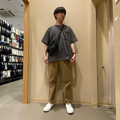 【させぼ五番街】身長178cm