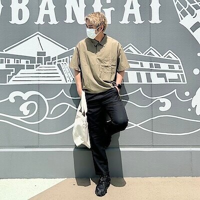 【させぼ五番街】　身長175㎝