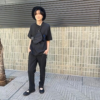【自由が丘】良いね祭　紳士風を通す半袖布帛Tシャツ＆タックテーパードパンツ