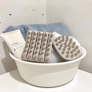 【三軒茶屋】洗う＆ほぐす！シリコーン頭皮ケアブラシ