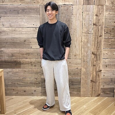 【イオンモール香椎浜】身長172 cm