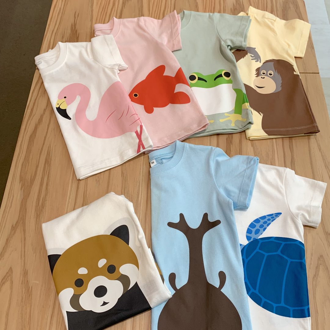 キービジュアル画像：お子さまと動物プリントＴシャツをえらんでみませんか？