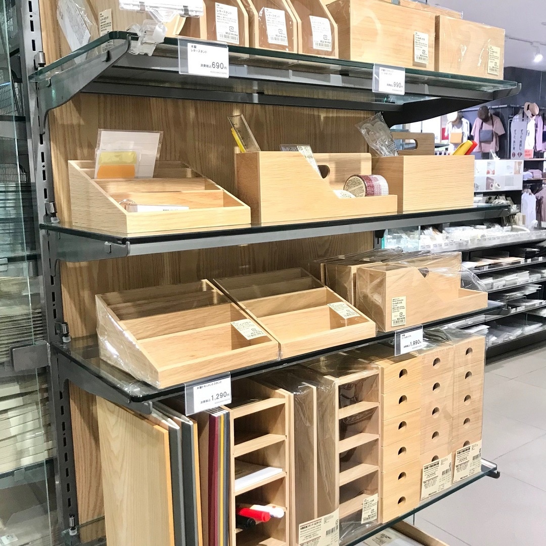 【ザ・モール仙台長町】木製小物収納の売場の写真