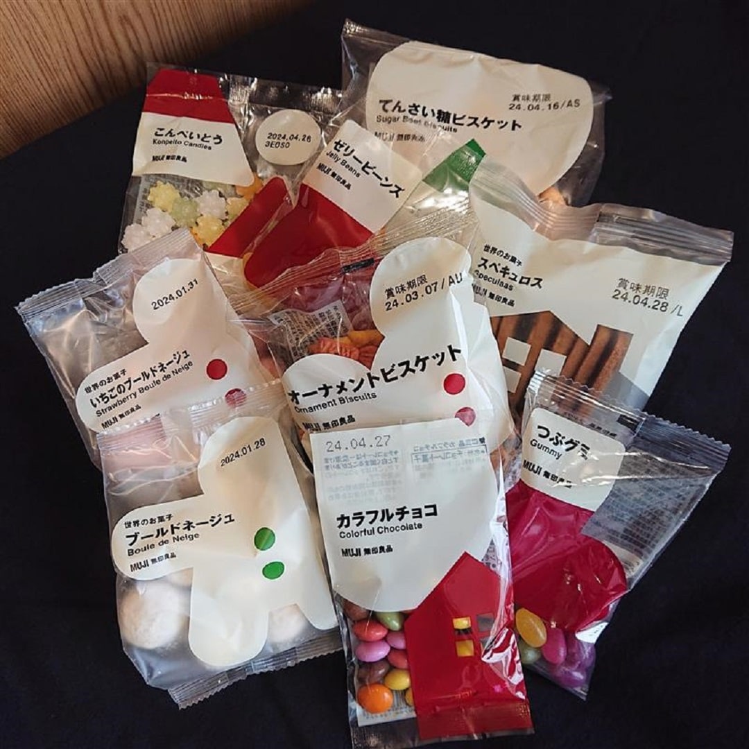 【アピタ島田】クリスマスパッケージのお菓子画像