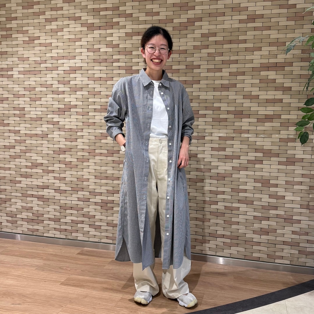 シャツワンピースコーデ