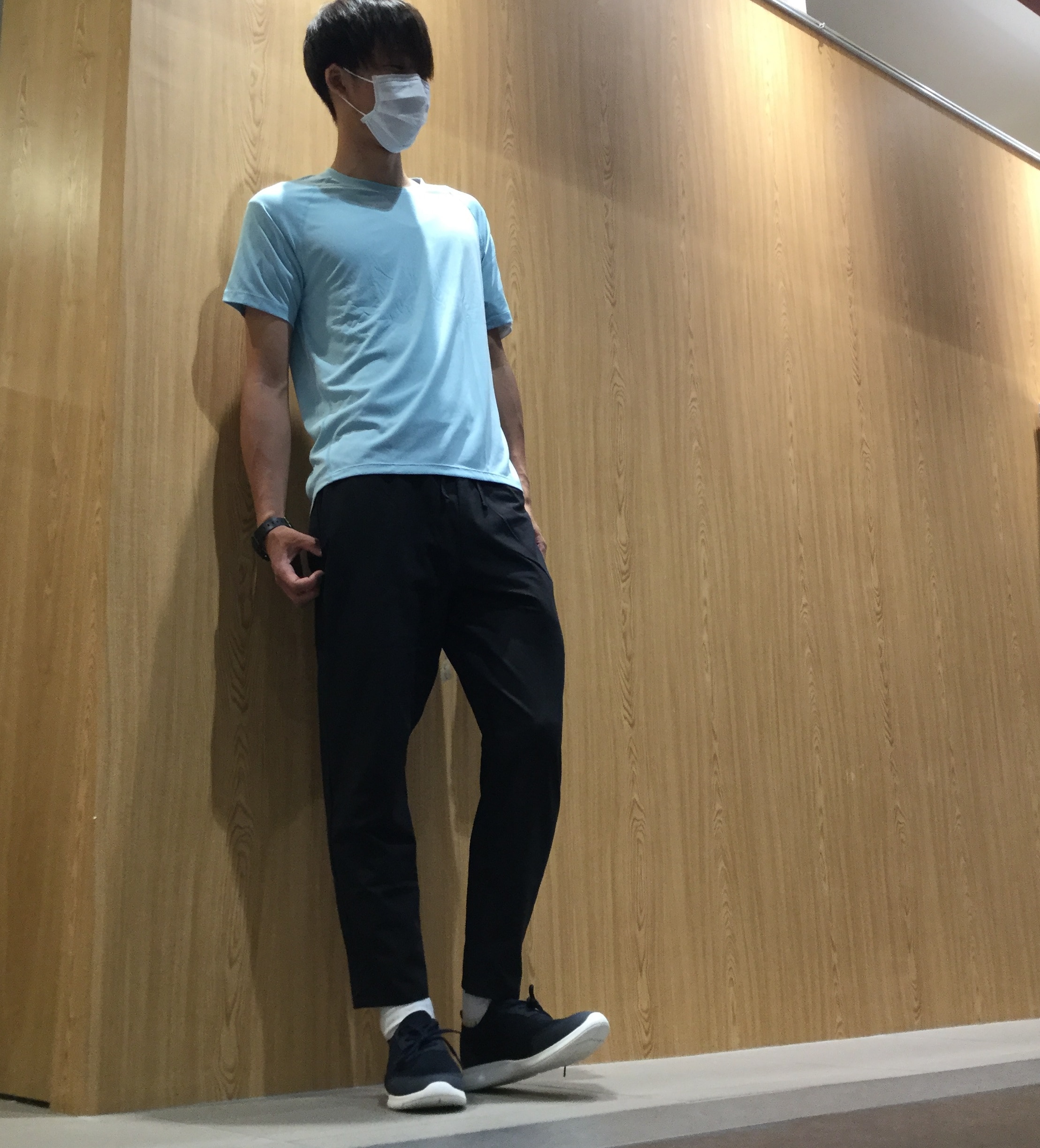 スニーカー