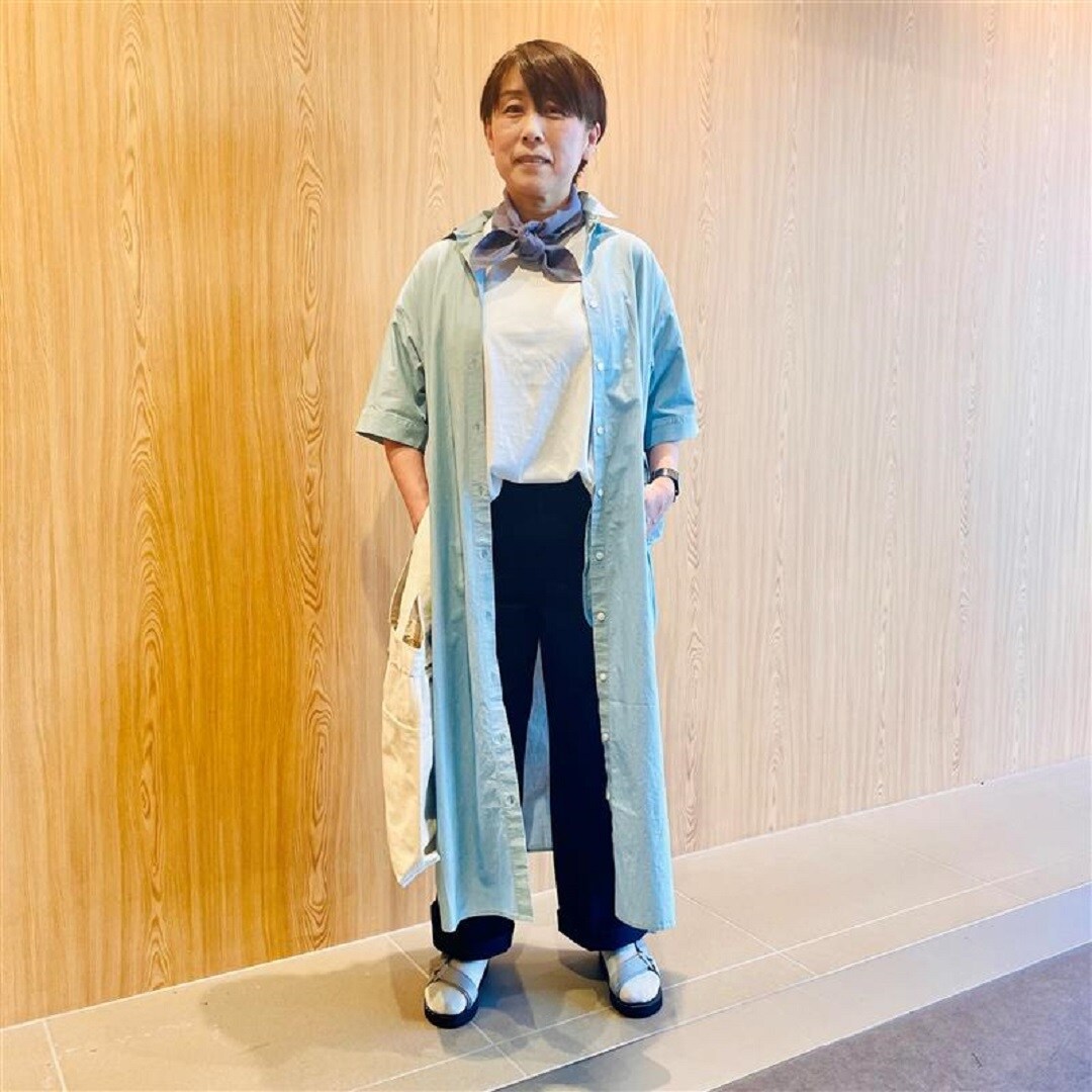 涼感シャツワンピースコーデ