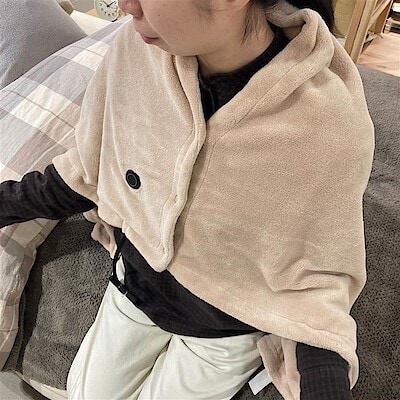 【湘南藤沢オーパ】寒さに向けて、USBブランケットを。