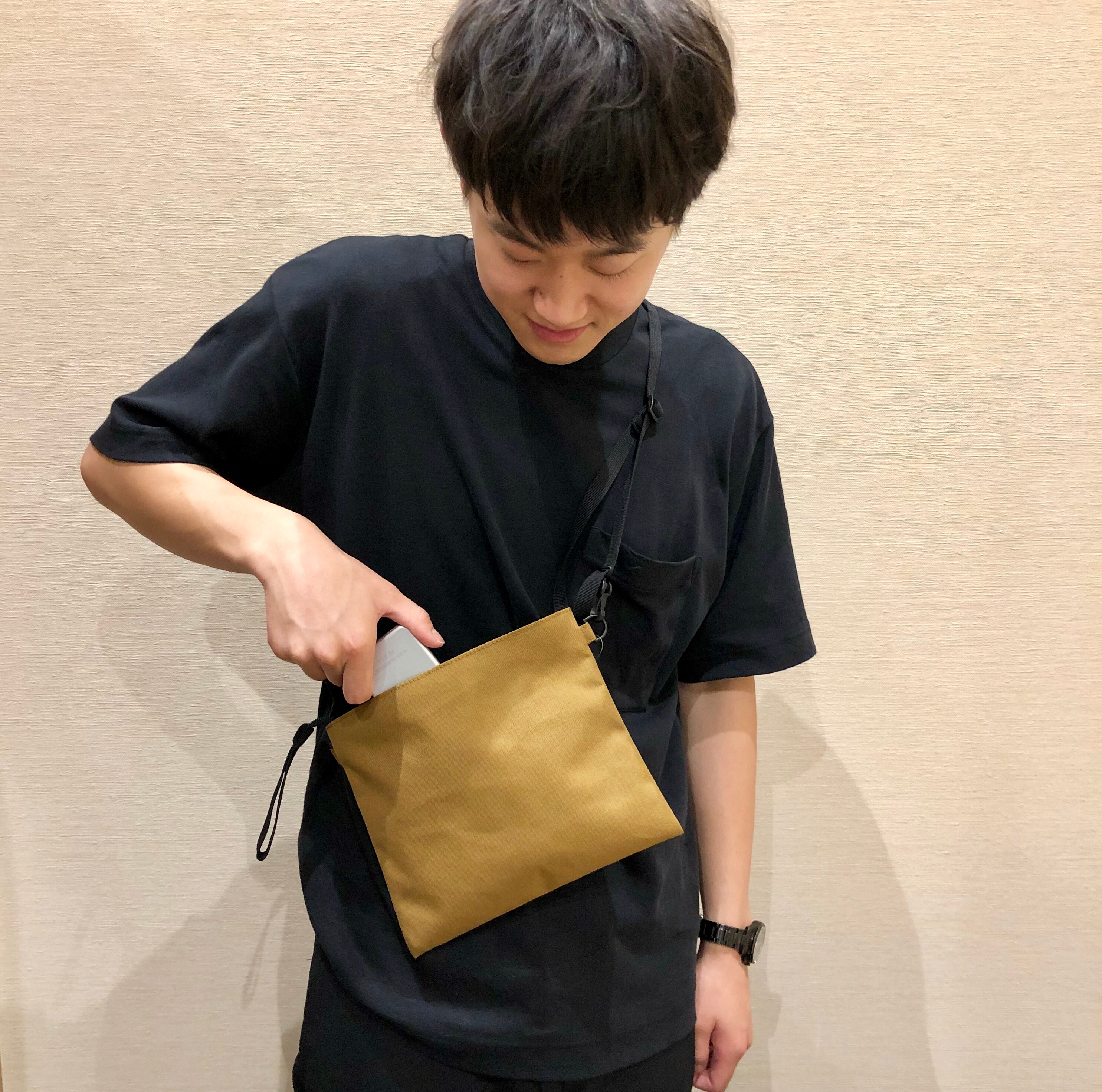 キービジュアル画像：コンパクトに持ち歩く｜スタッフのおすすめ