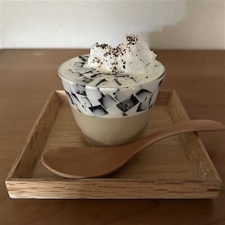 【上大岡京急】アレンジで楽しむ、コーヒーミルクプリンのご紹介