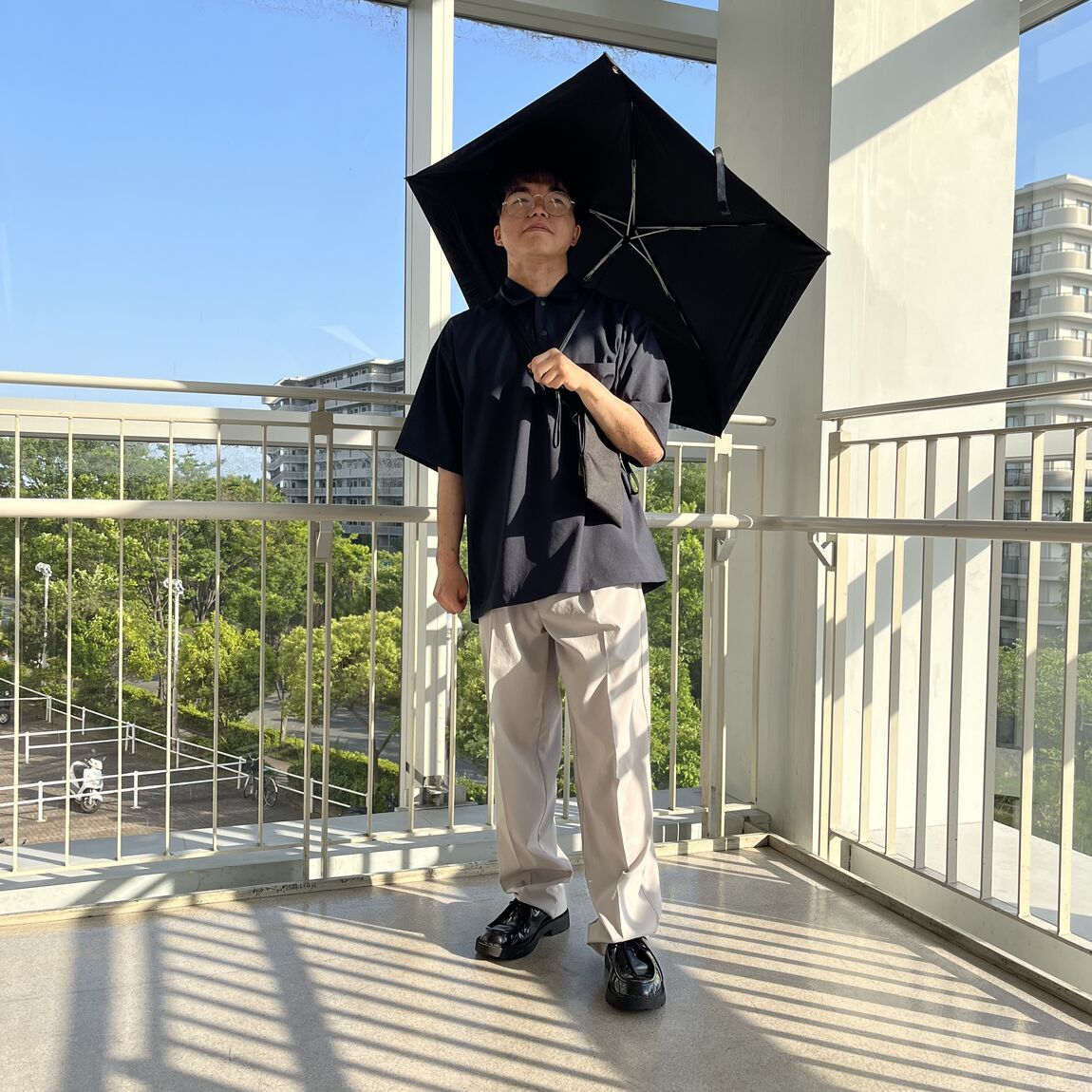 メイン