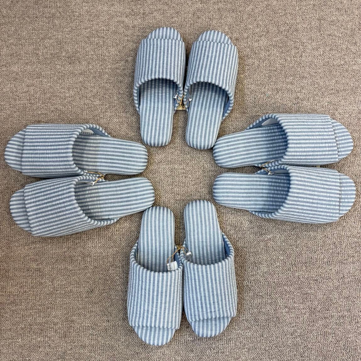 メイン