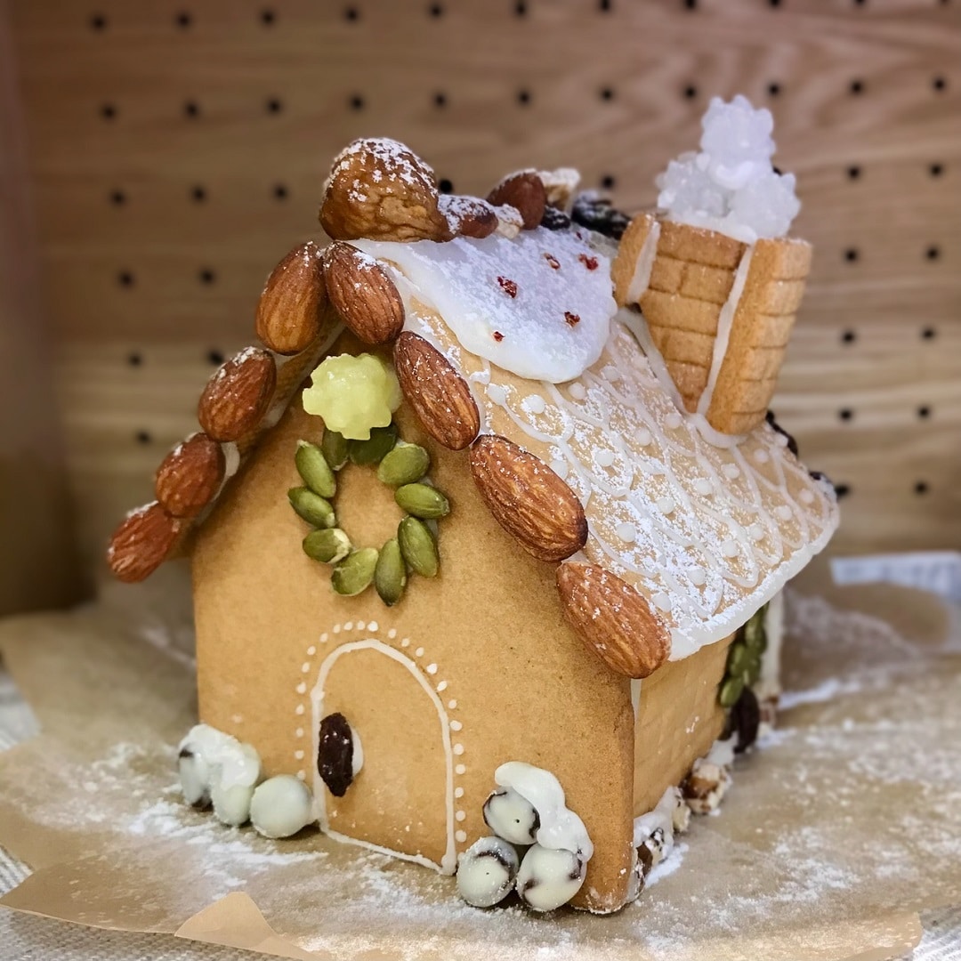 おうちで楽しむクリスマス『自分でつくる 組み立てる ヘクセンハウス』