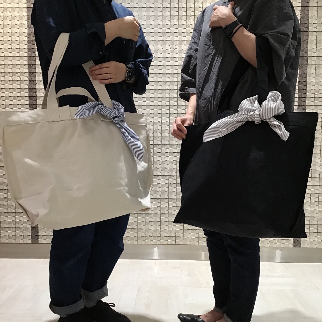 【MIDORI長野】持ち手が二つあるトートバッグ