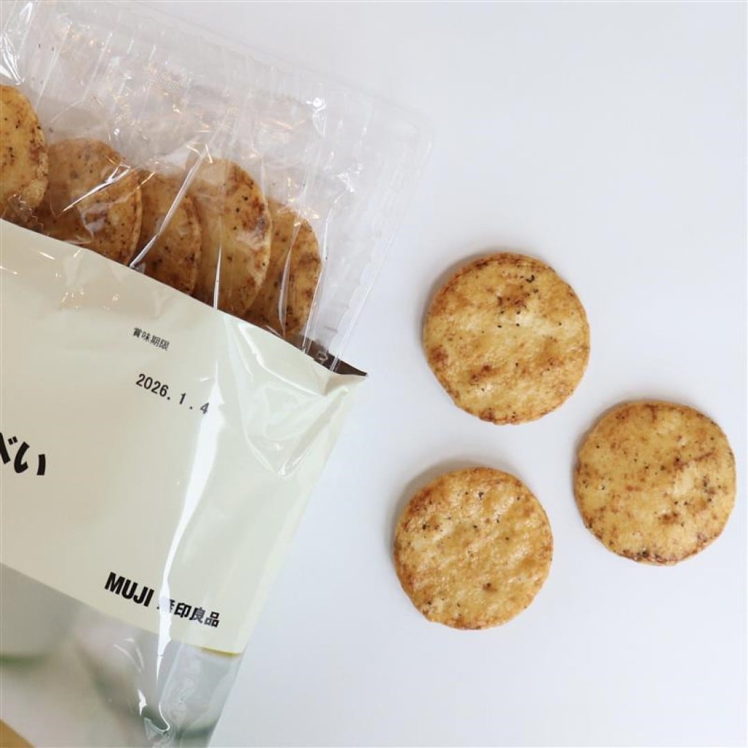 黒こしょうせんべいの写真