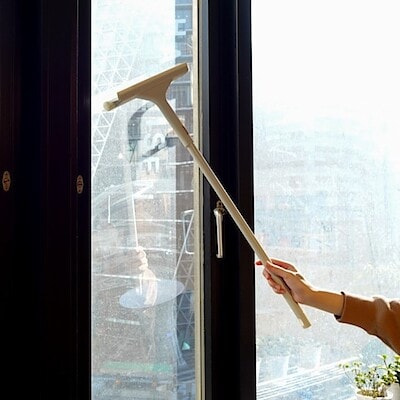 【名古屋名鉄百貨店】窓ガラスやミラーの掃除はこれひとつで｜スタッフのおすすめ