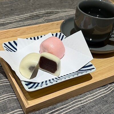 【イオンモール神戸北】紅白のお菓子と一緒に新年を迎えるのはいかかでしょうか？