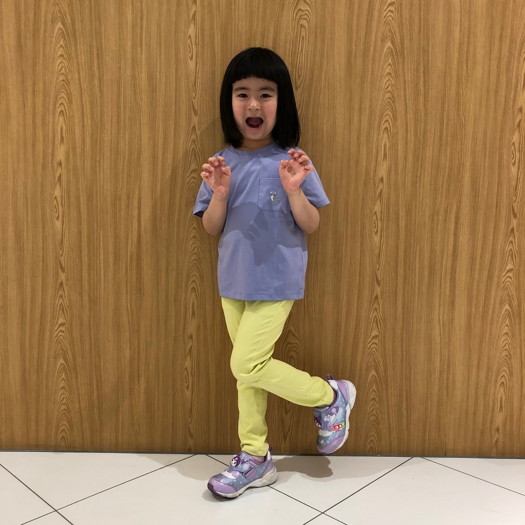 子供服の動物プリントＴシャツコーディネート
