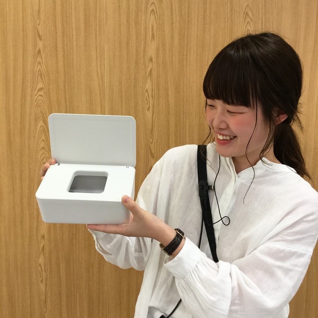 キービジュアル画像：さっと使える、ウェットシートケース｜スタッフのおすすめ