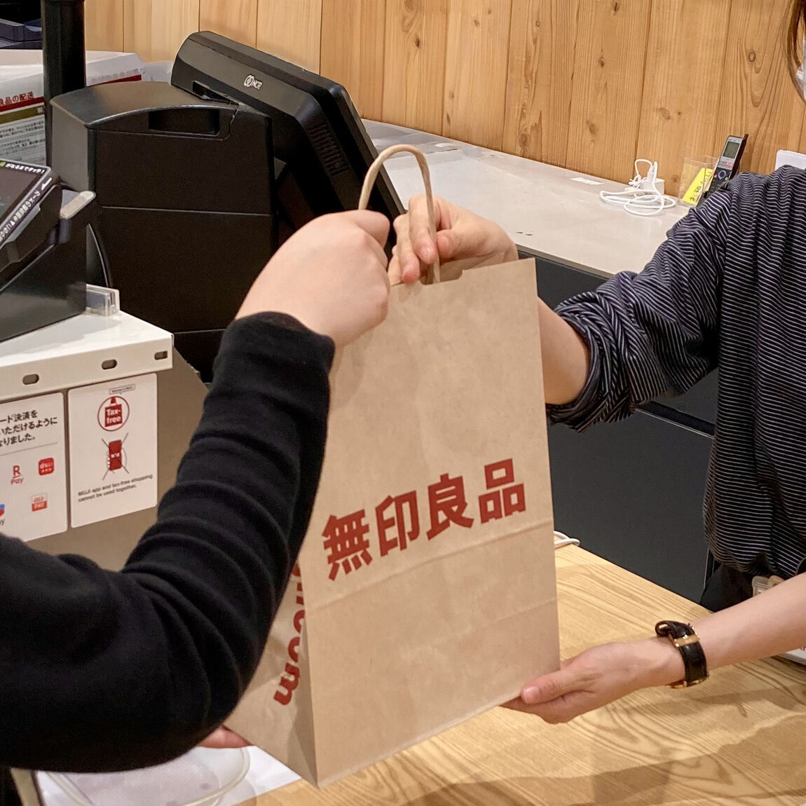 【イオンモール鹿児島】店舗受取サービス再開のお知らせ。