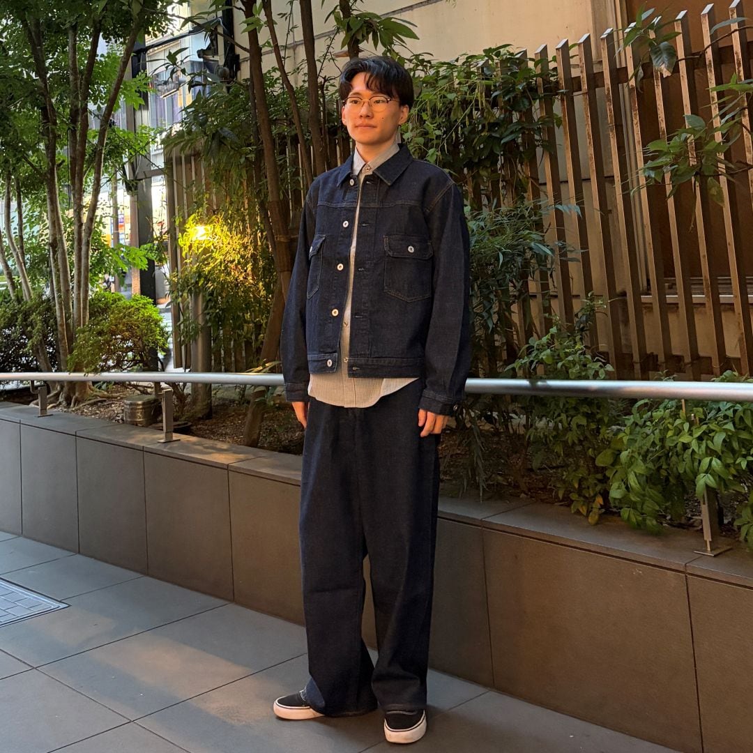 紳士全身写真