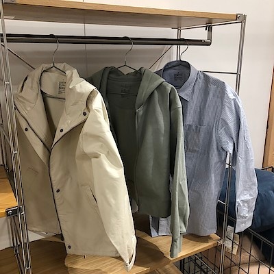 【サントムーン柿田川】すべりにくいハンガーできれいに収納