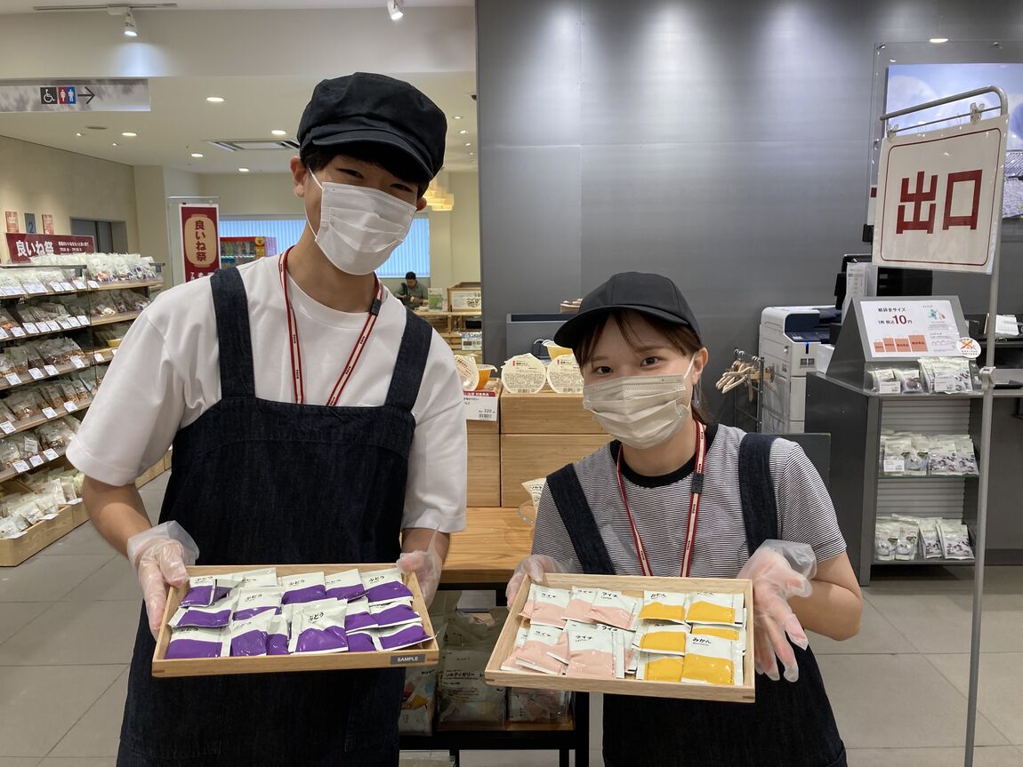 ゼリーの試食会実施のようす