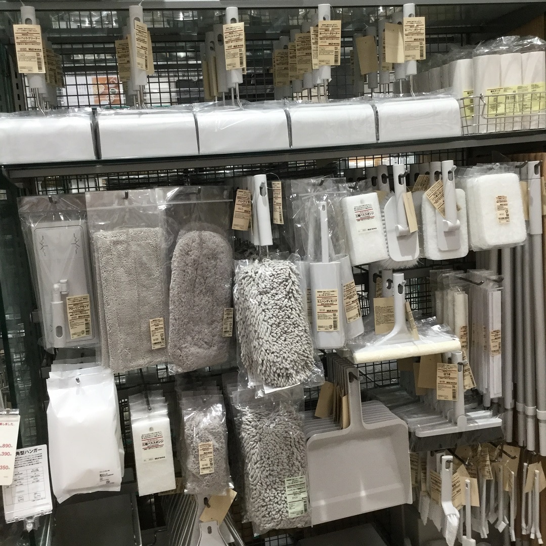 キービジュアル画像：スタッフのオススメ　【掃除用品システム】