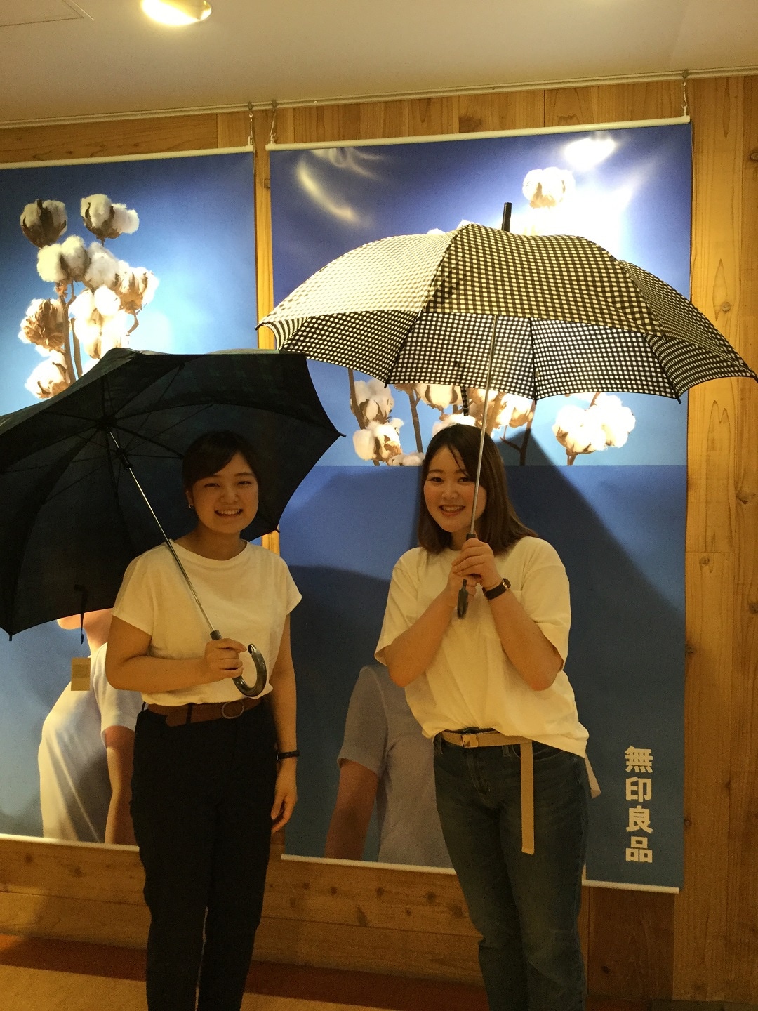 キービジュアル画像：空を見て育ったＴシャツです。⑬