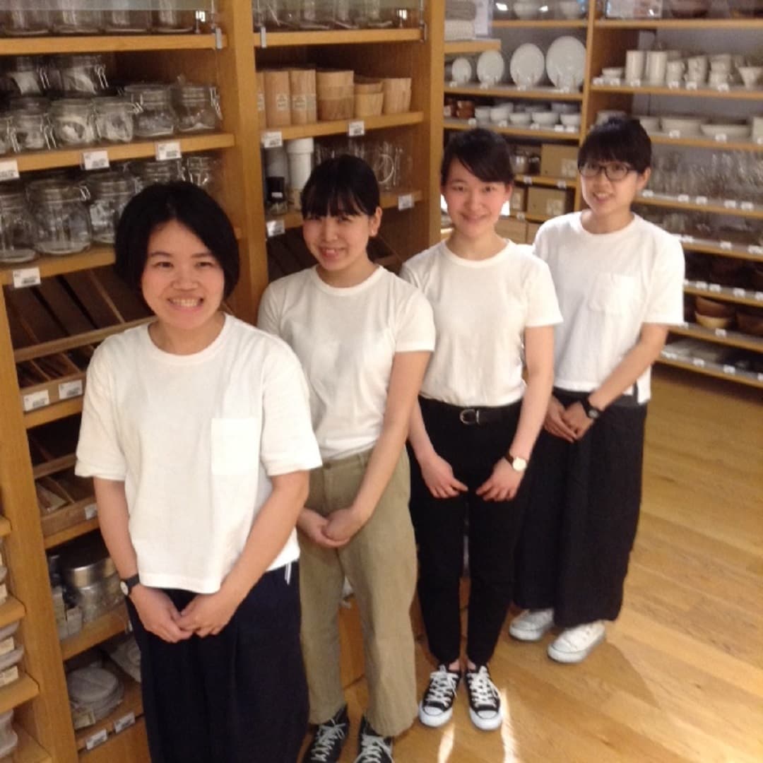 キービジュアル画像：なんにでもなじむ白Ｔ