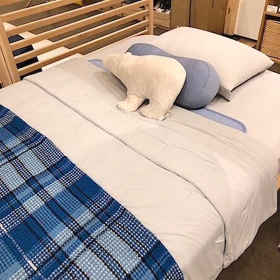 【おのだサンパーク】ひんやり寝具でベッドコーディネート