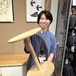 【イオンモールKYOTO】工具不要!『手軽に組み立てられる木製サイドテーブル　アッシュ材突板』のご紹介 