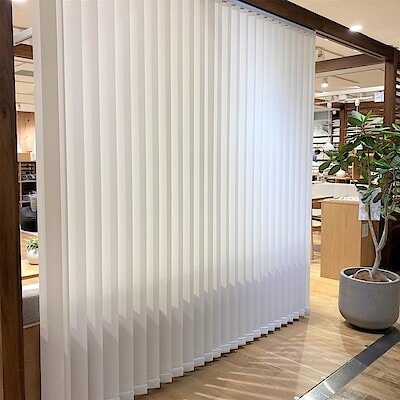 【イオンモールKYOTO】限定店舗オーダー｜バーチカルブラインド