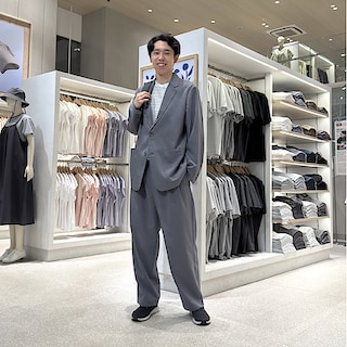 【新宿靖国通り】身長182cm