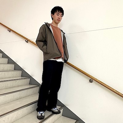 【新宿靖国通り】　身長168㎝