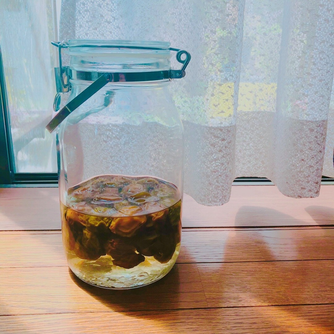 01