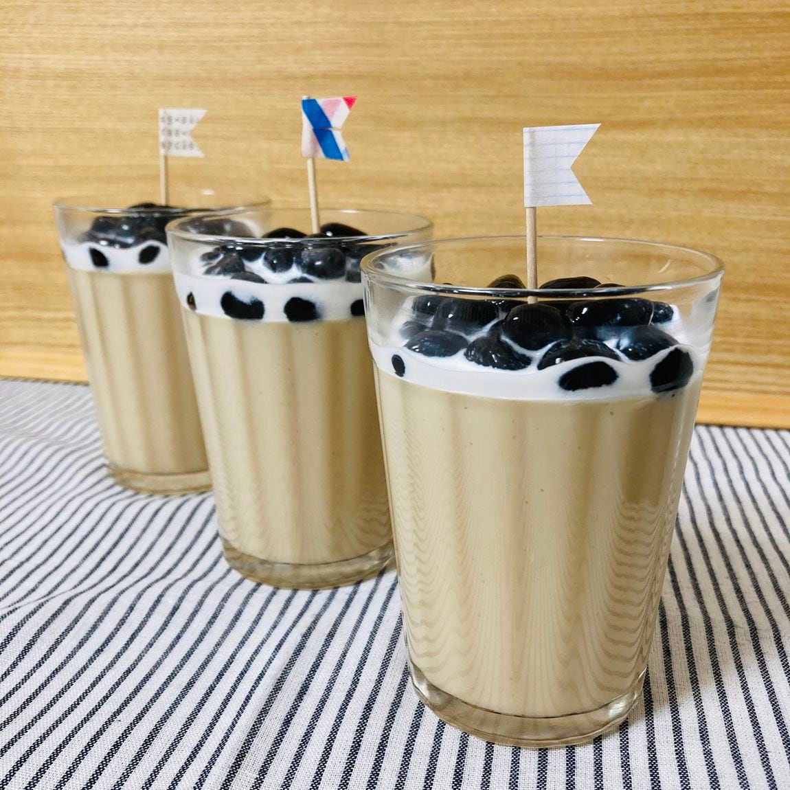 手づくりデザート　粉からつくるタピオカドリンク 